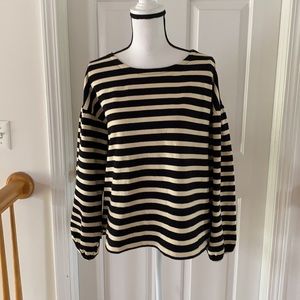 17:10 - JCrew Mariner Cloth Puff-sleeve Top